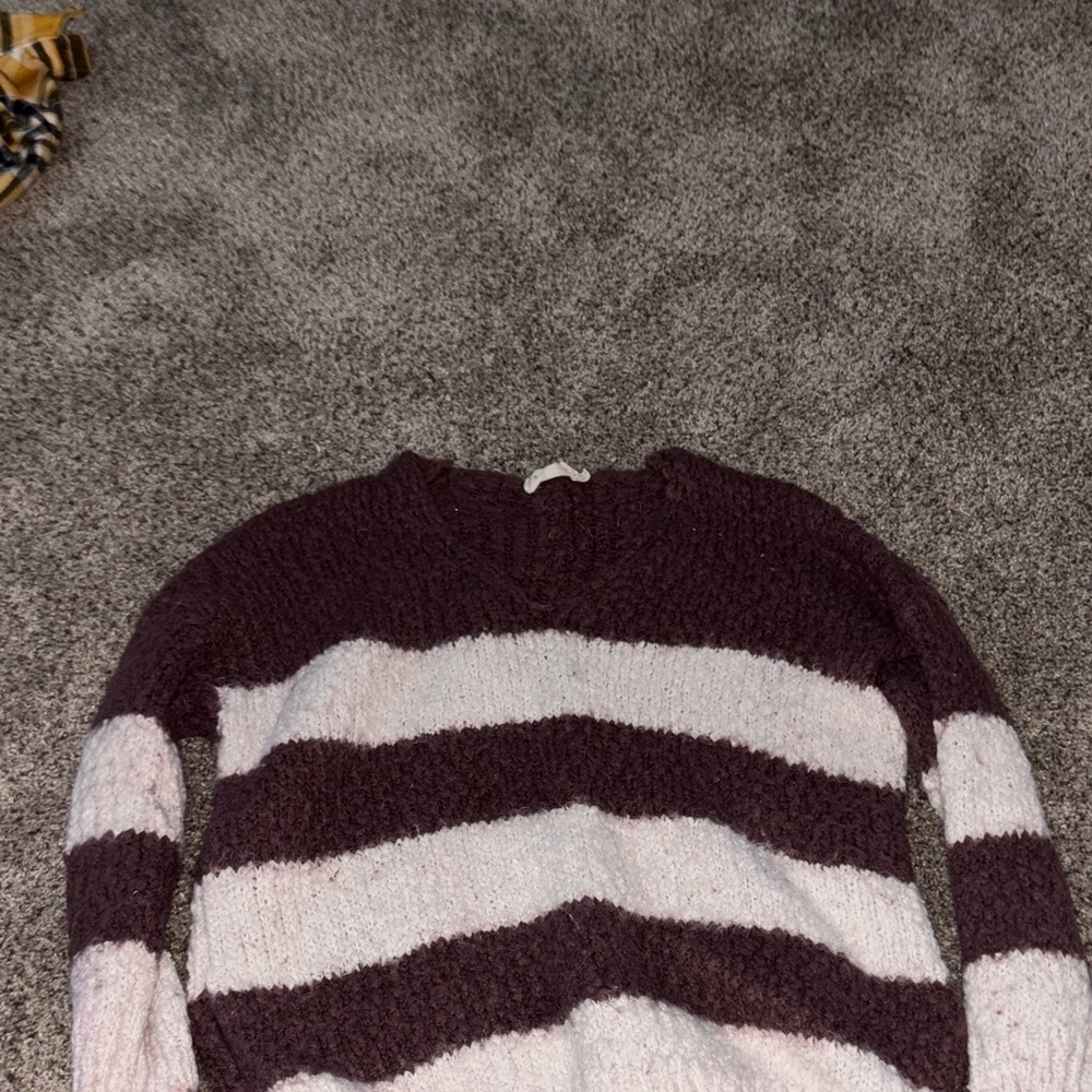 Dreamers V-Neck Sweater in Purple and Cream Stripes